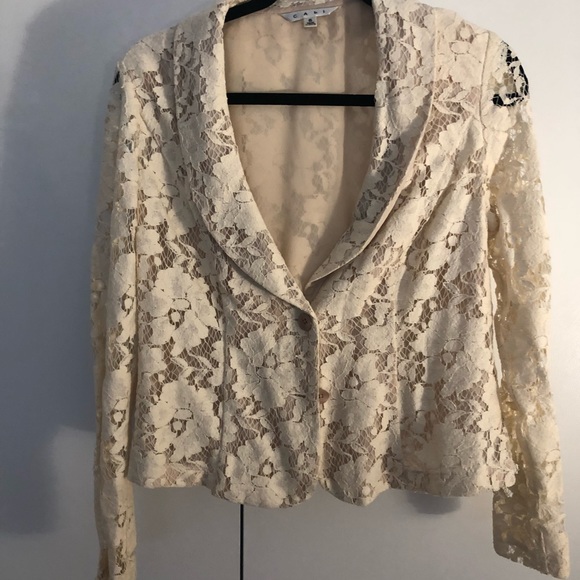 Cabi lace cream blazer - Picture 3 of 3
